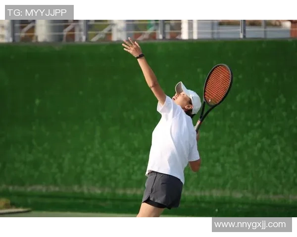 黄敏独家分享网球心得与技巧助你提升球技的秘密武器